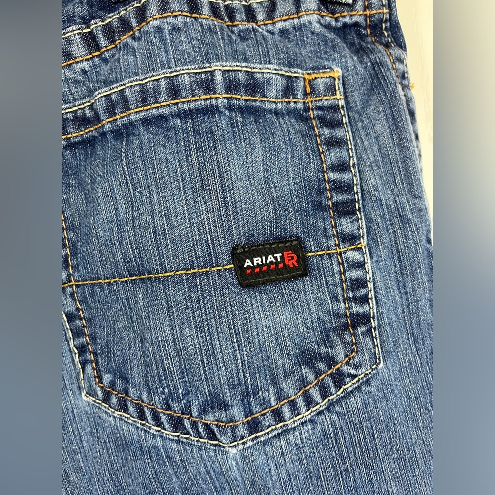 Ariat M4 Relaxed Bootcut CAT 2 Fire Resistant Jean Size 40x31 Utility Workwear - Picture 7 of 9